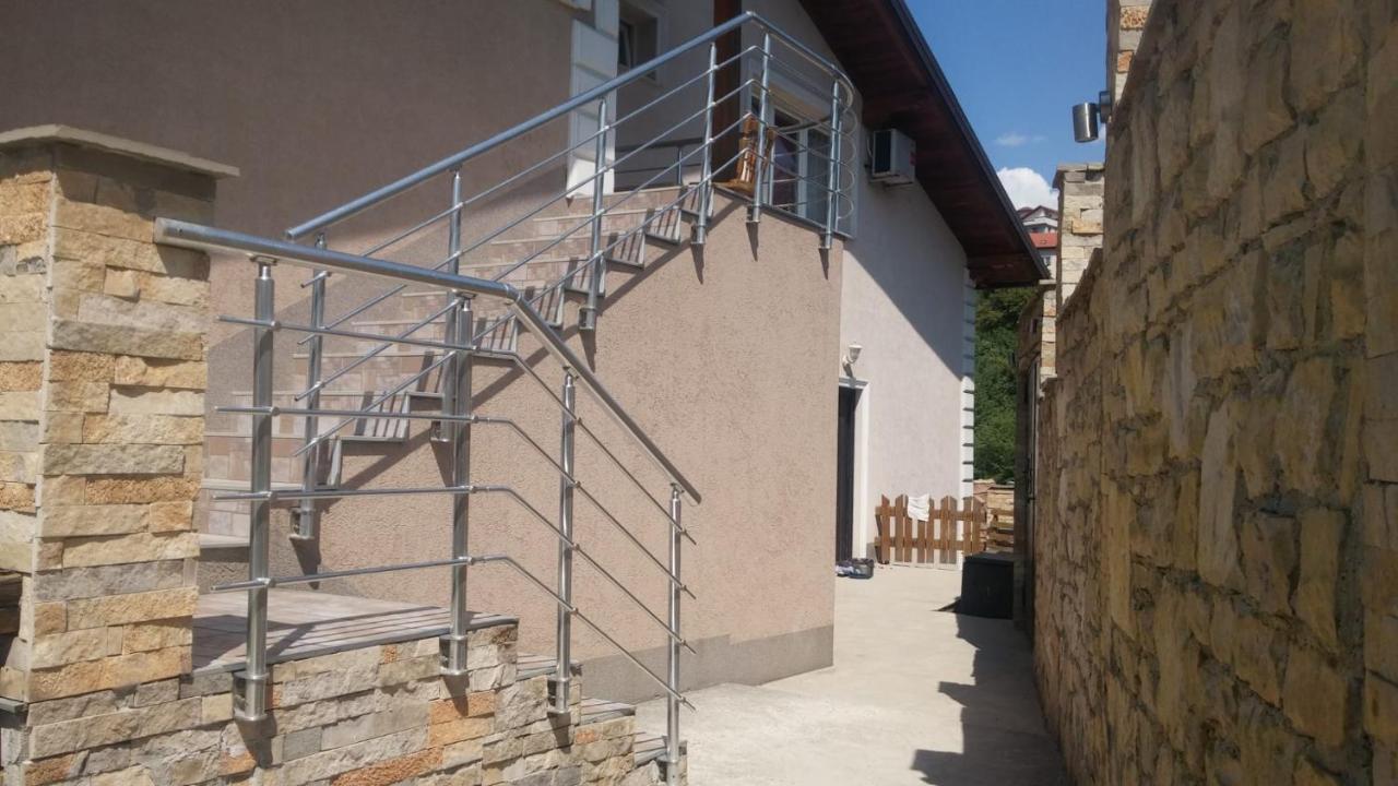 Chardak Apartment Sarajevo Luaran gambar