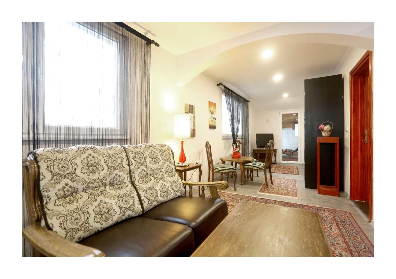 Chardak Apartment Sarajevo Luaran gambar